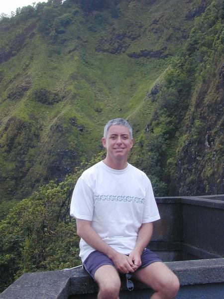 Kirk on the ledge of the pali