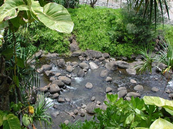 Hanakapiai stream turning to the beach