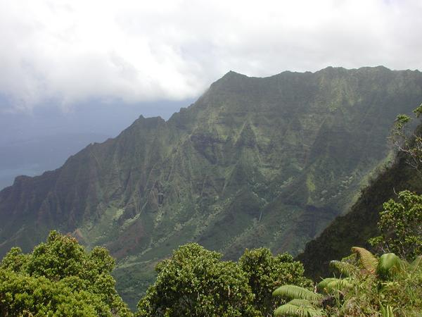 16 clouds obscuring kalalau