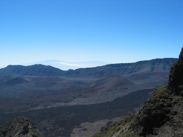 10 45 the first glimpse of the crater from leleiwi overlook