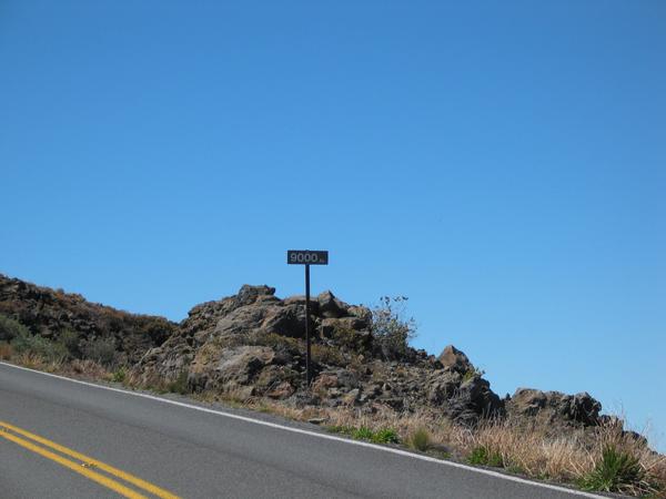 11 02 after one hour, finally the 9000 foot mark
