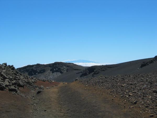 12 12 in the distance, mauna kea
