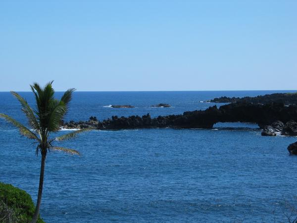 The arch at black sand beach