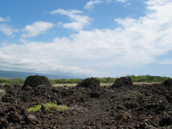 The cairns marking the pool at honokohau