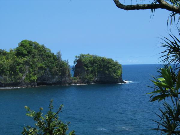 Onomea bay