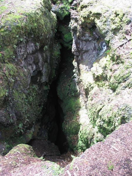 Fissure in the ground