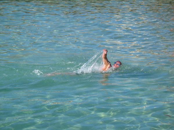 Sunday triathlon 09 almost dead, yet powerful stroke