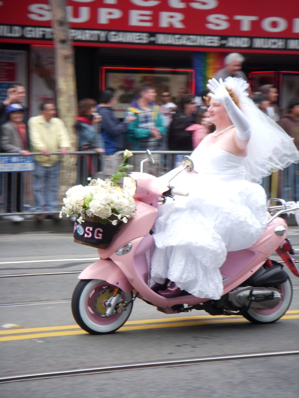 04 how did the scooter carry that much love 20121212 1491226667