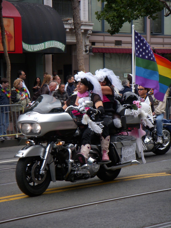 05 pirates or lesbians 20121212 1127670879