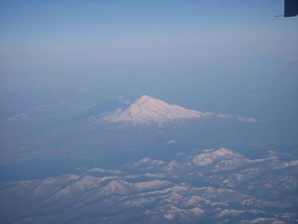Mt shasta from the plane 20121216 1580506966