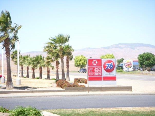 An oasis in the desert that s what this looks li 20121216 1885345651
