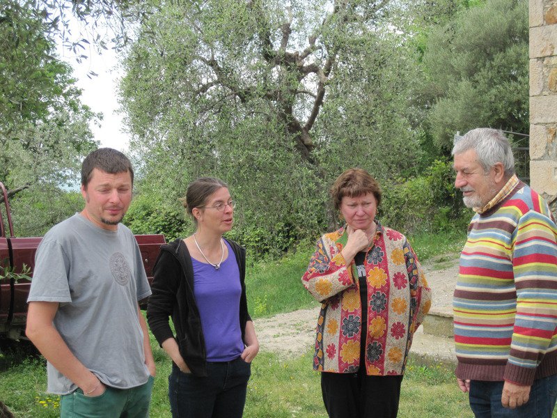 008 family gathering under olive trees 20121216 1259590835