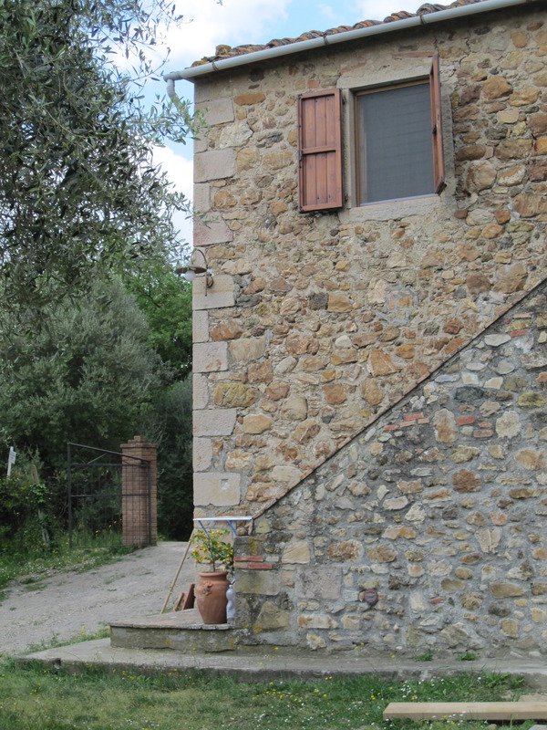 013 thats not facade its actual stone masonry 20121216 1782735689