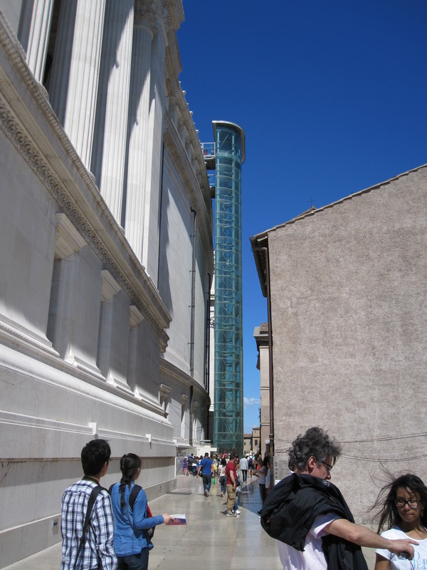 19 the elevator to the top of the vittoriale 20121211 1455207143