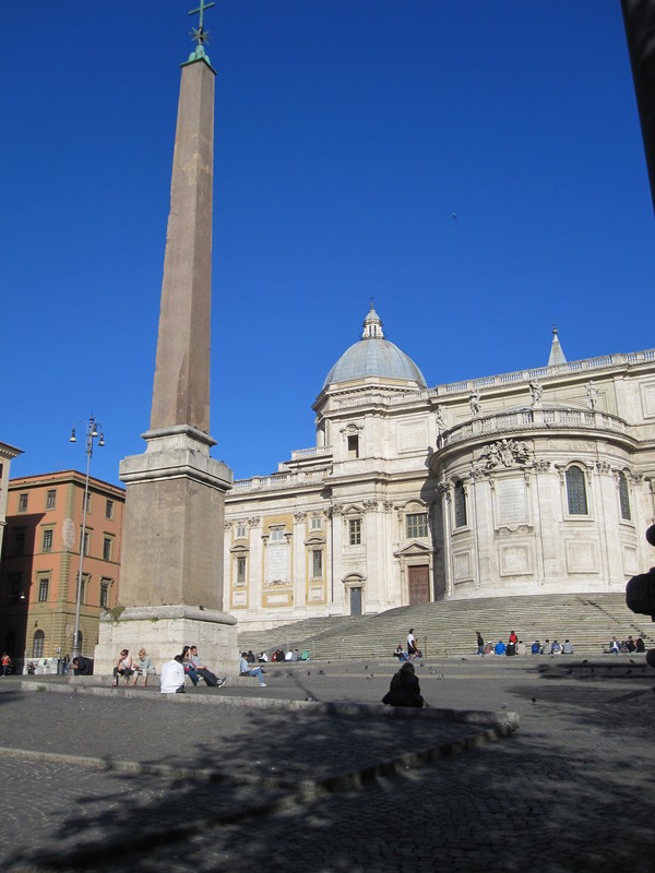 42 the obelisk behind santa maria maggiore 20121211 1219225405