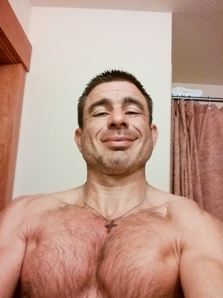 2014 02 09 080403 who knew i have chest dimples 20140213 1412364815