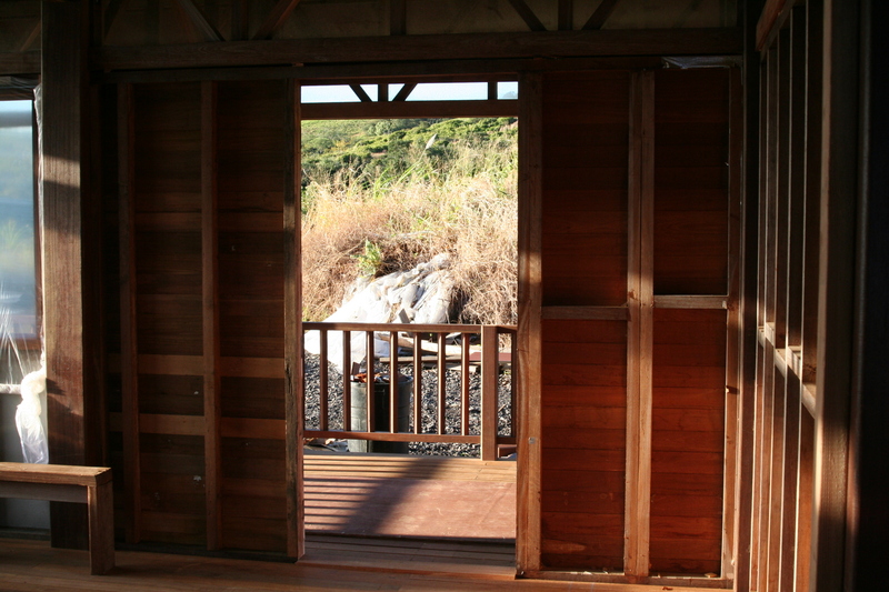 The outer door to the lanai room