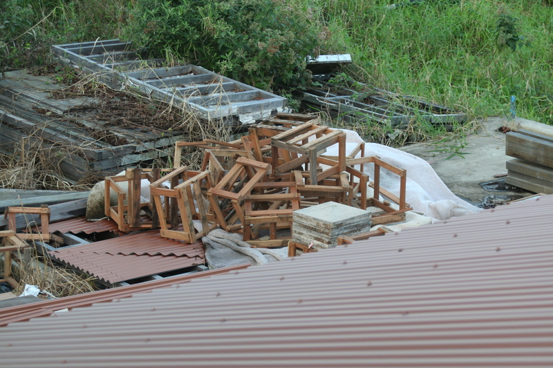 Tile crates