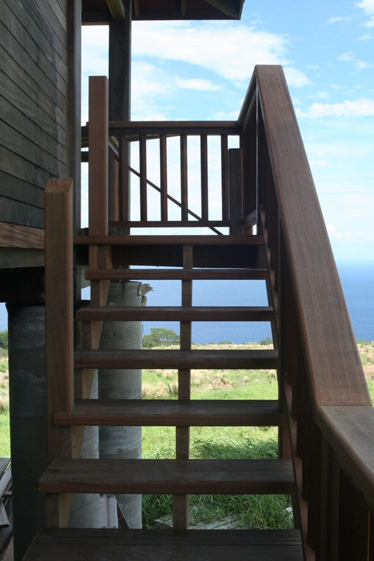 Hilo staircase from the front