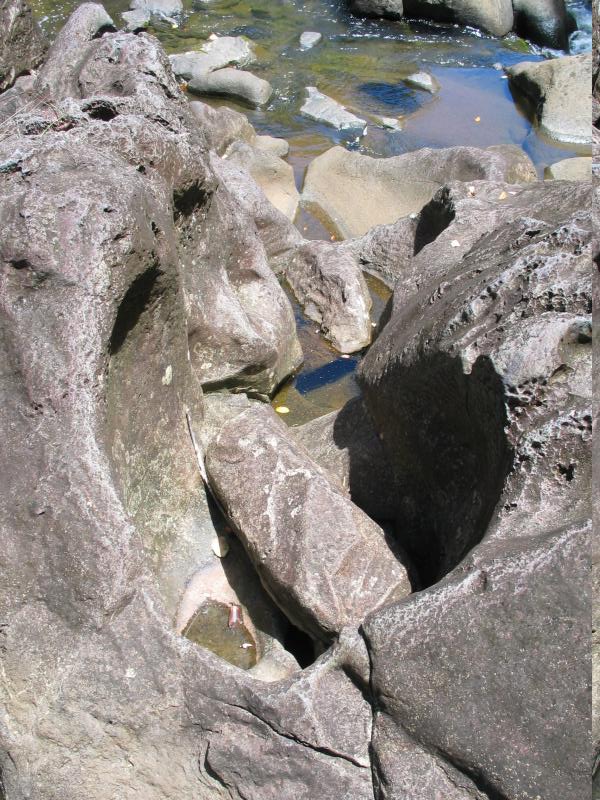 Another grinding hole